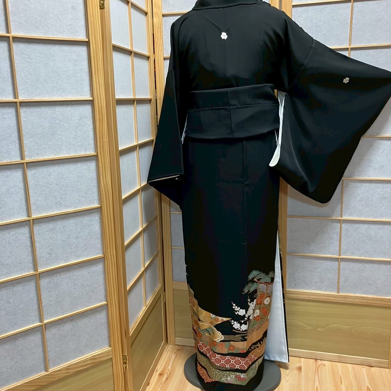 6105# Japanese Tomesode Kimono Vintage Womens Silk Fabric Robe Kimono only sold