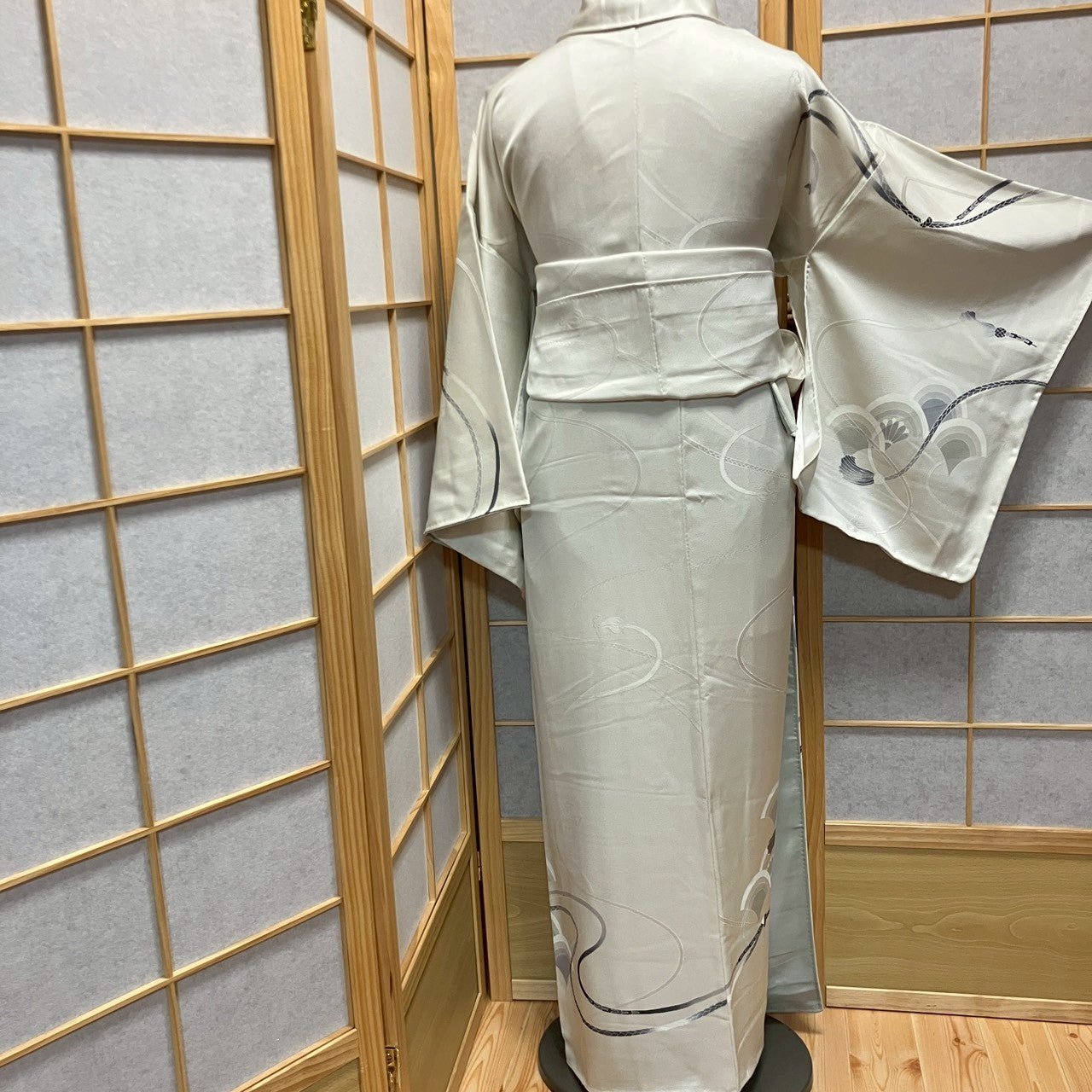 7076# Japanese Kimono Vintage Womens Silk Fabric Robe Kimono only sold