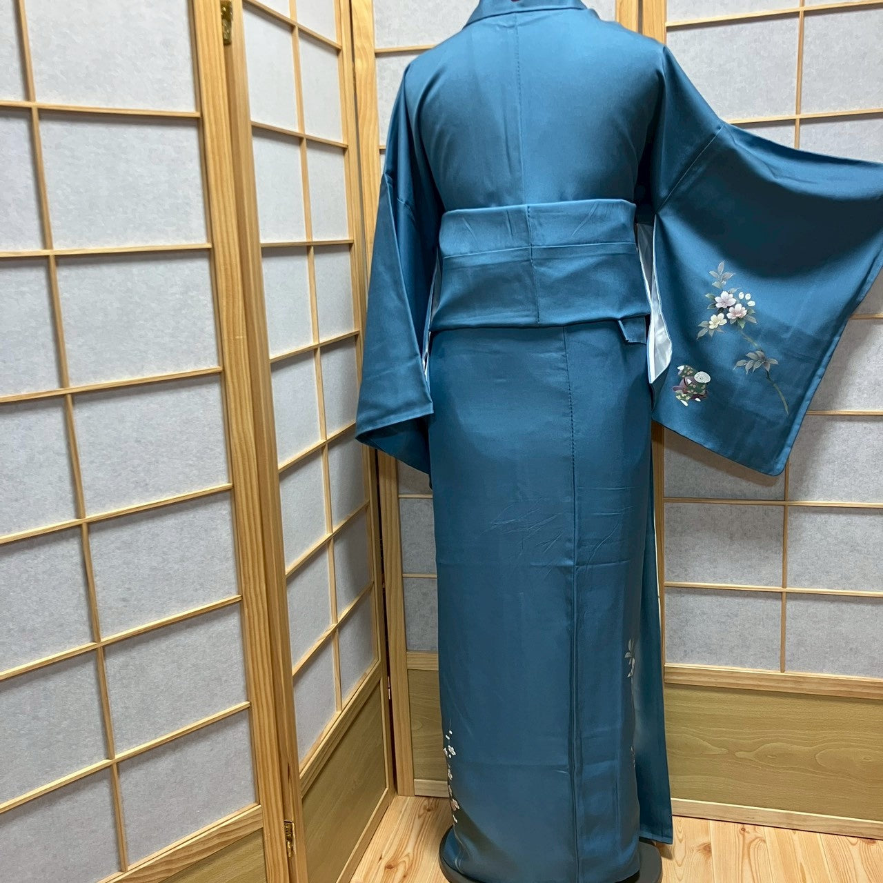 7106# Japanese Kimono Vintage Womens Silk Fabric Robe Kimono only sold Blue