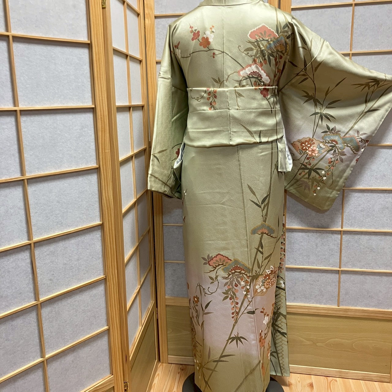6784# Japanese Kimono Vintage Womens Silk Fabric Robe Kimono only sold
