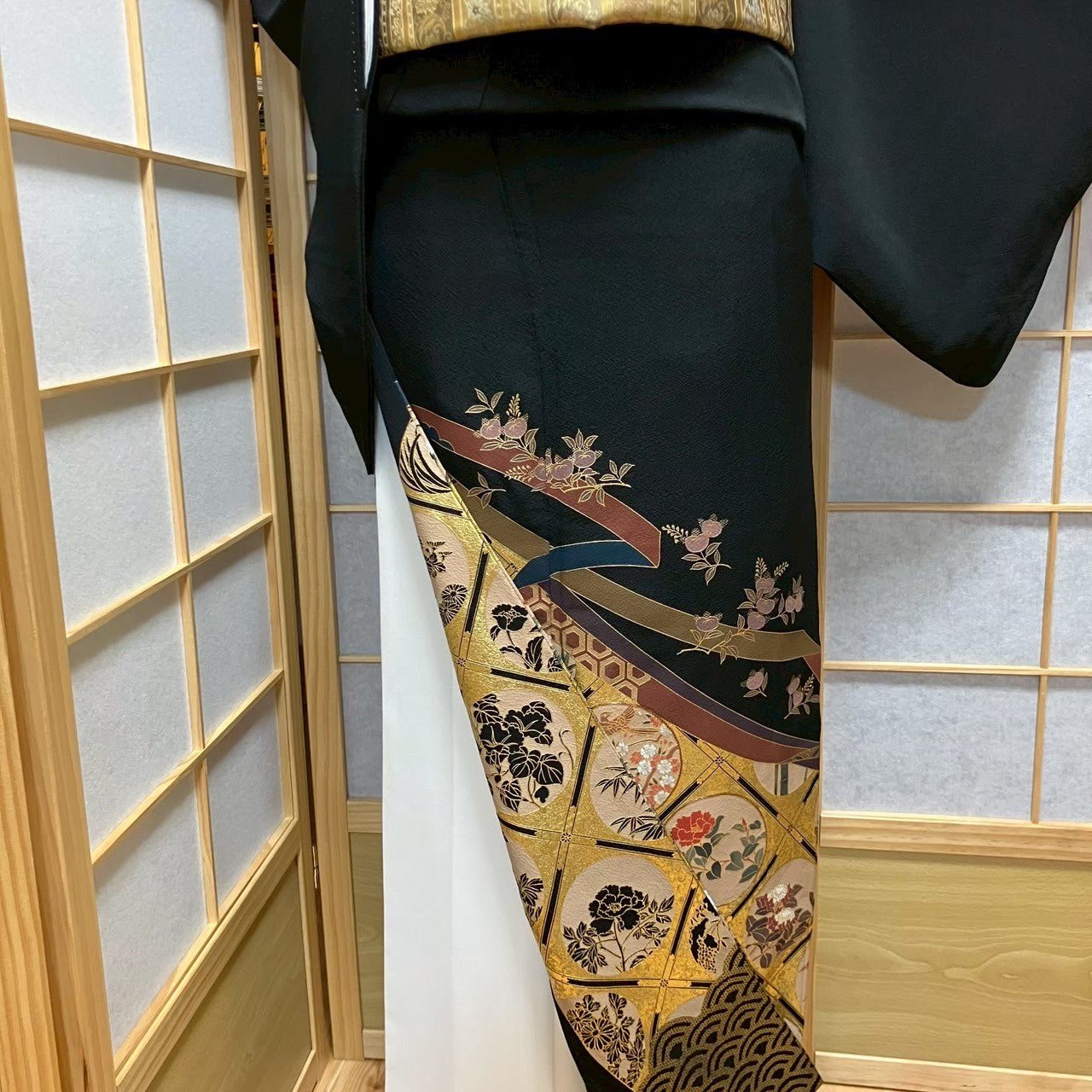 6102# Japanese Tomesode Kimono Vintage Womens Silk Fabric Robe Kimono only sold