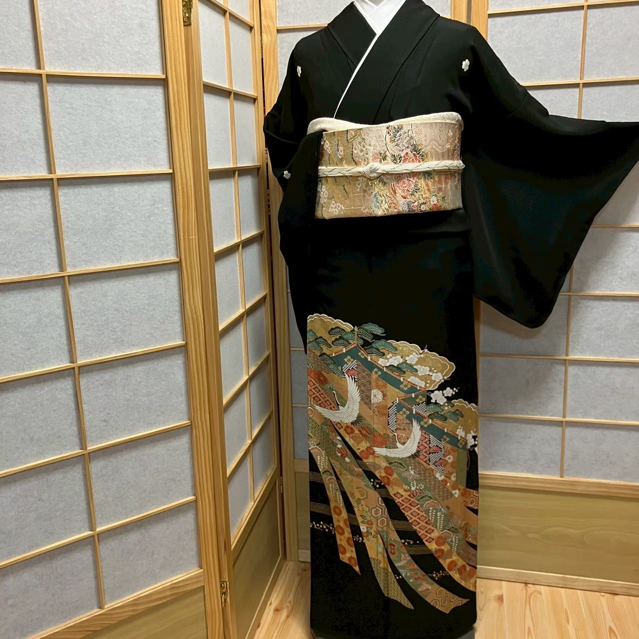 6105# Japanese Tomesode Kimono Vintage Womens Silk Fabric Robe Kimono only sold