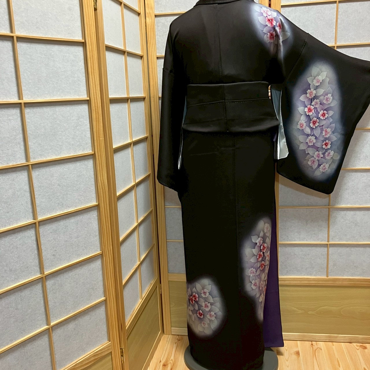 6129# Japanese Kimono Vintage Womens Silk Fabric Robe Kimono only sold Black