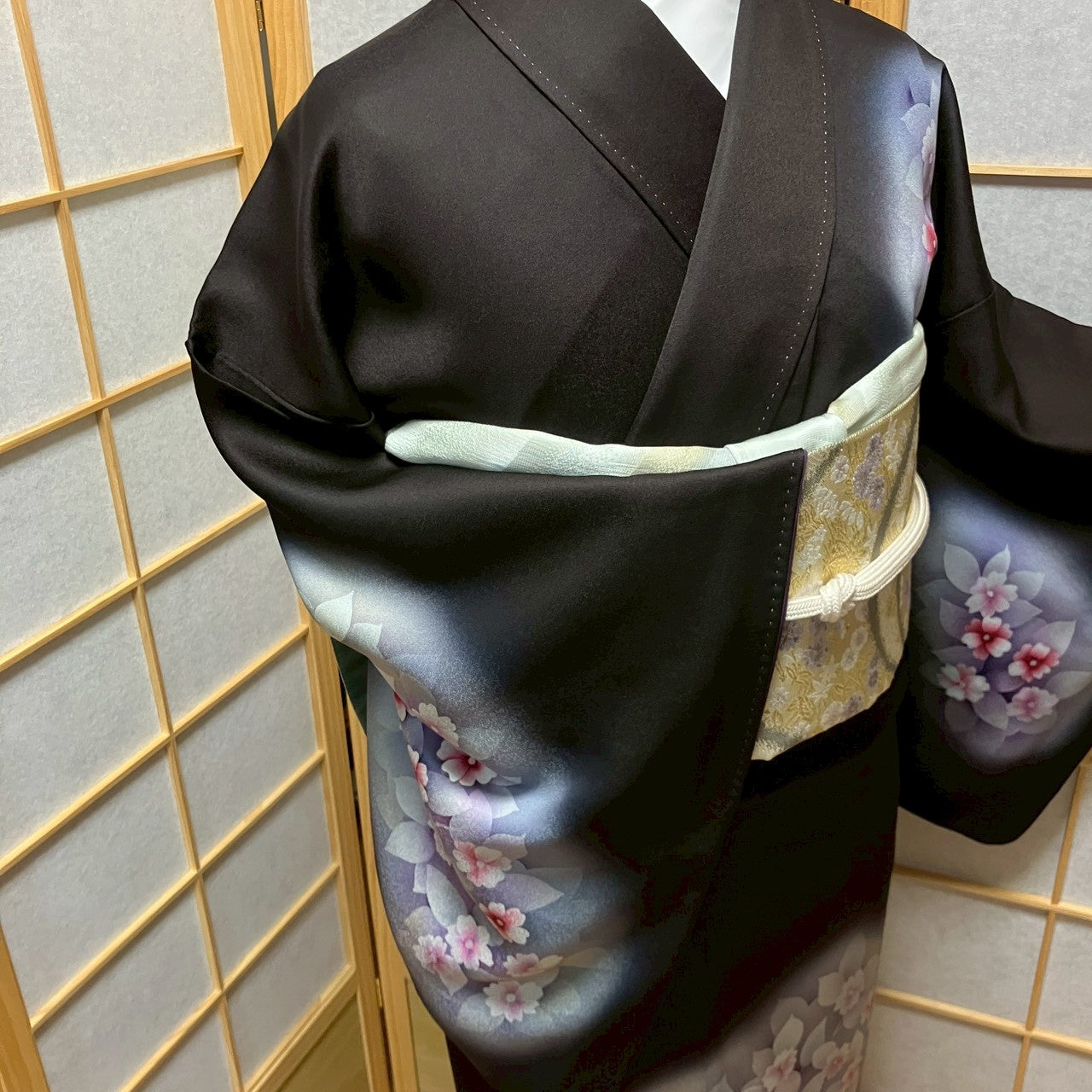 6129# Japanese Kimono Vintage Womens Silk Fabric Robe Kimono only sold Black