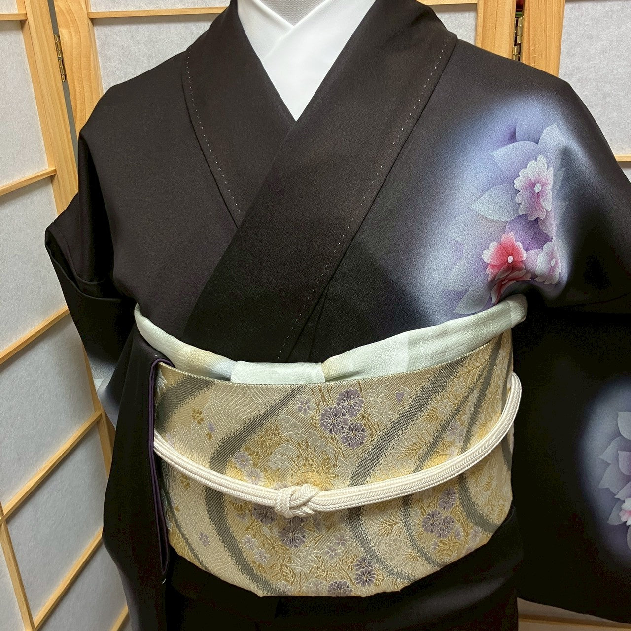 6129# Japanese Kimono Vintage Womens Silk Fabric Robe Kimono only sold Black