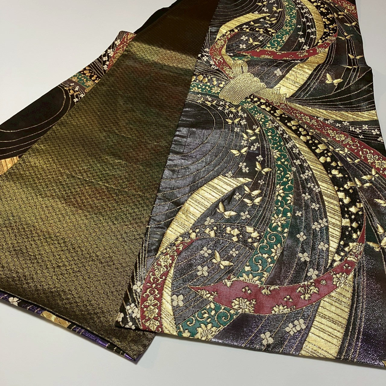 6132# Japanese Vintage Furisode Kimono Obi Obijime Obiage 4-Piece Set Silk Robe