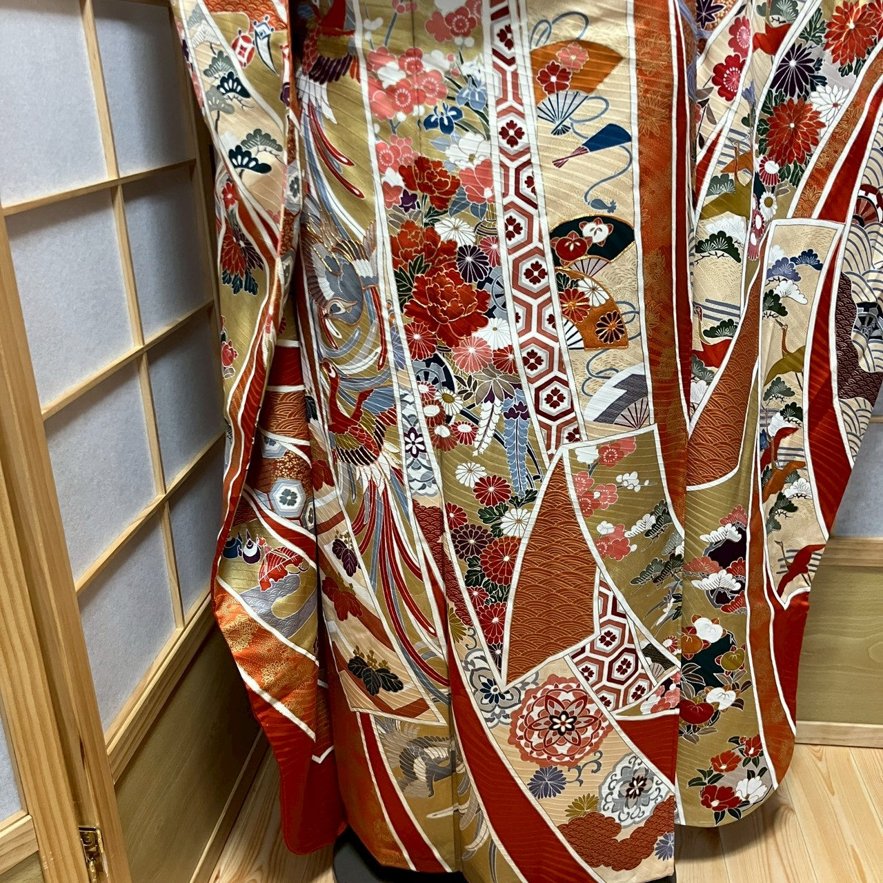 6140# Japanese Vintage Furisode Kimono Obi Obijime Obiage 4-Piece Set Silk Robe