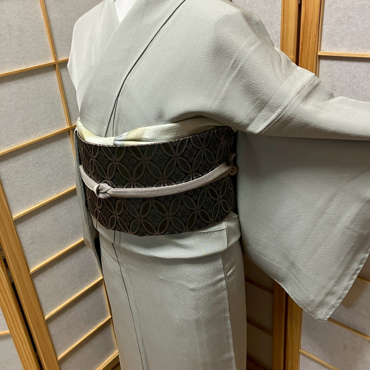 6172# Japanese Kimono Vintage Womens Silk Fabric Robe Kimono only sold Gray