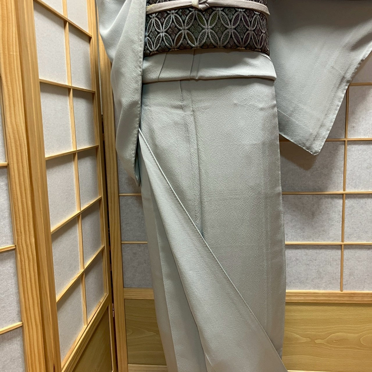 6172# Japanese Kimono Vintage Womens Silk Fabric Robe Kimono only sold Gray