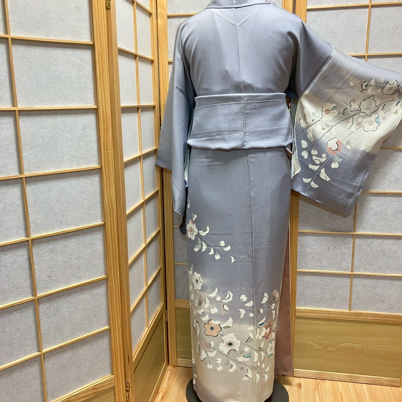 6147# Japanese Kimono Vintage Womens Silk Fabric Robe Kimono only sold