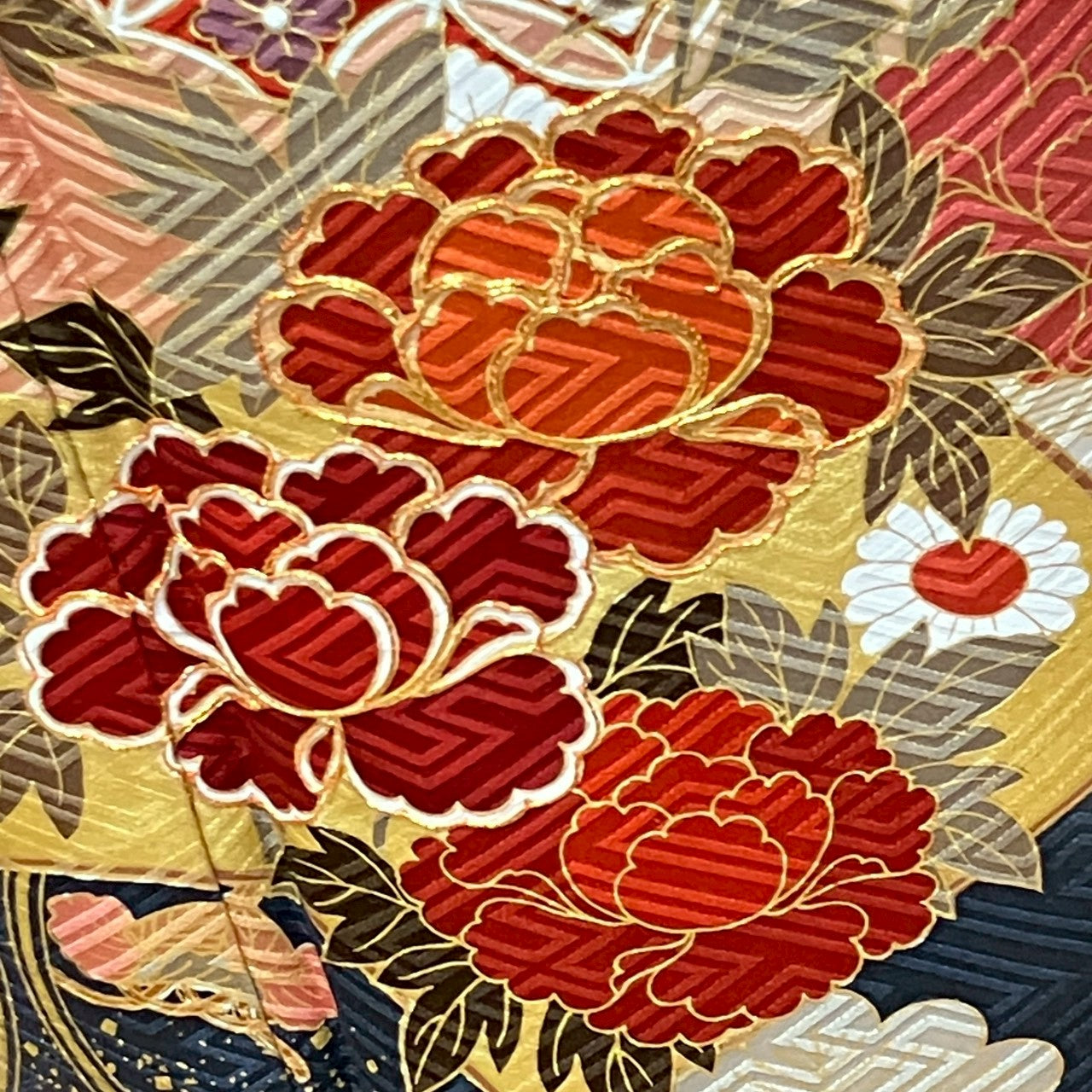 6169# Japanese Vintage Furisode Kimono Obi Obijime Obiage 4-Piece Set Silk Robe