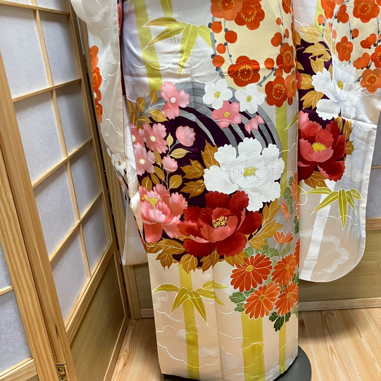 6170# Japanese Vintage Furisode Kimono Obi Obijime Obiage 4-Piece Set Silk Robe