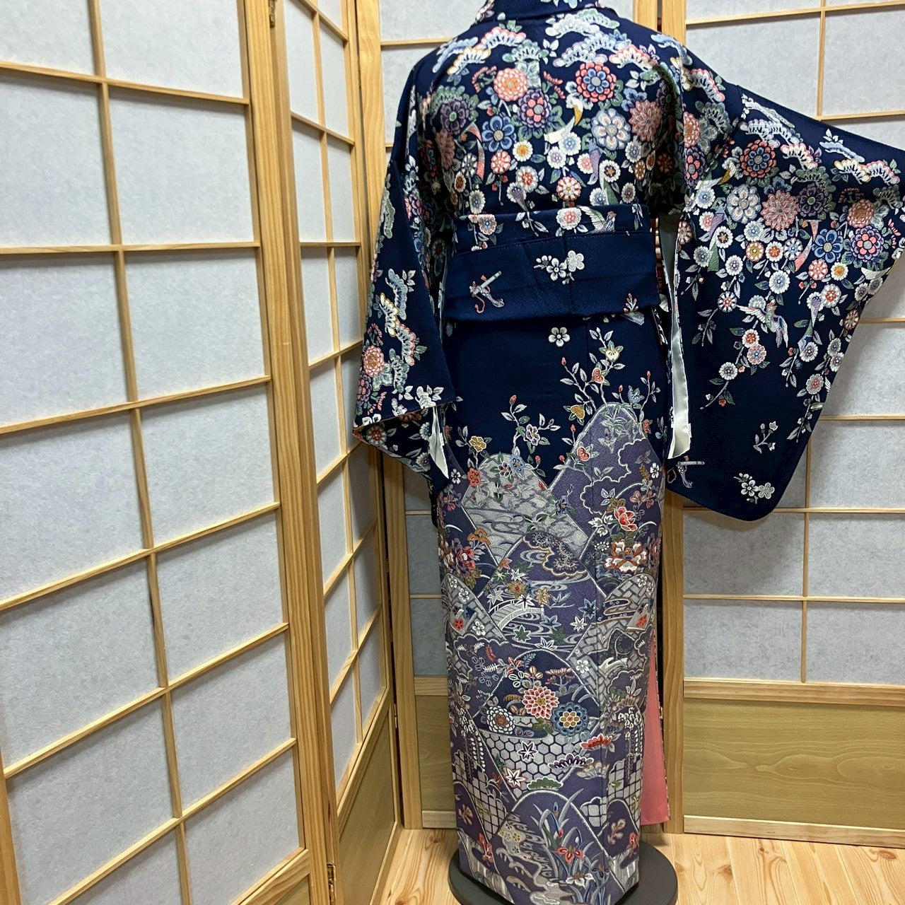 6441# Japanese Kimono Vintage Womens Silk Fabric Robe Kimono only sold Navy blue
