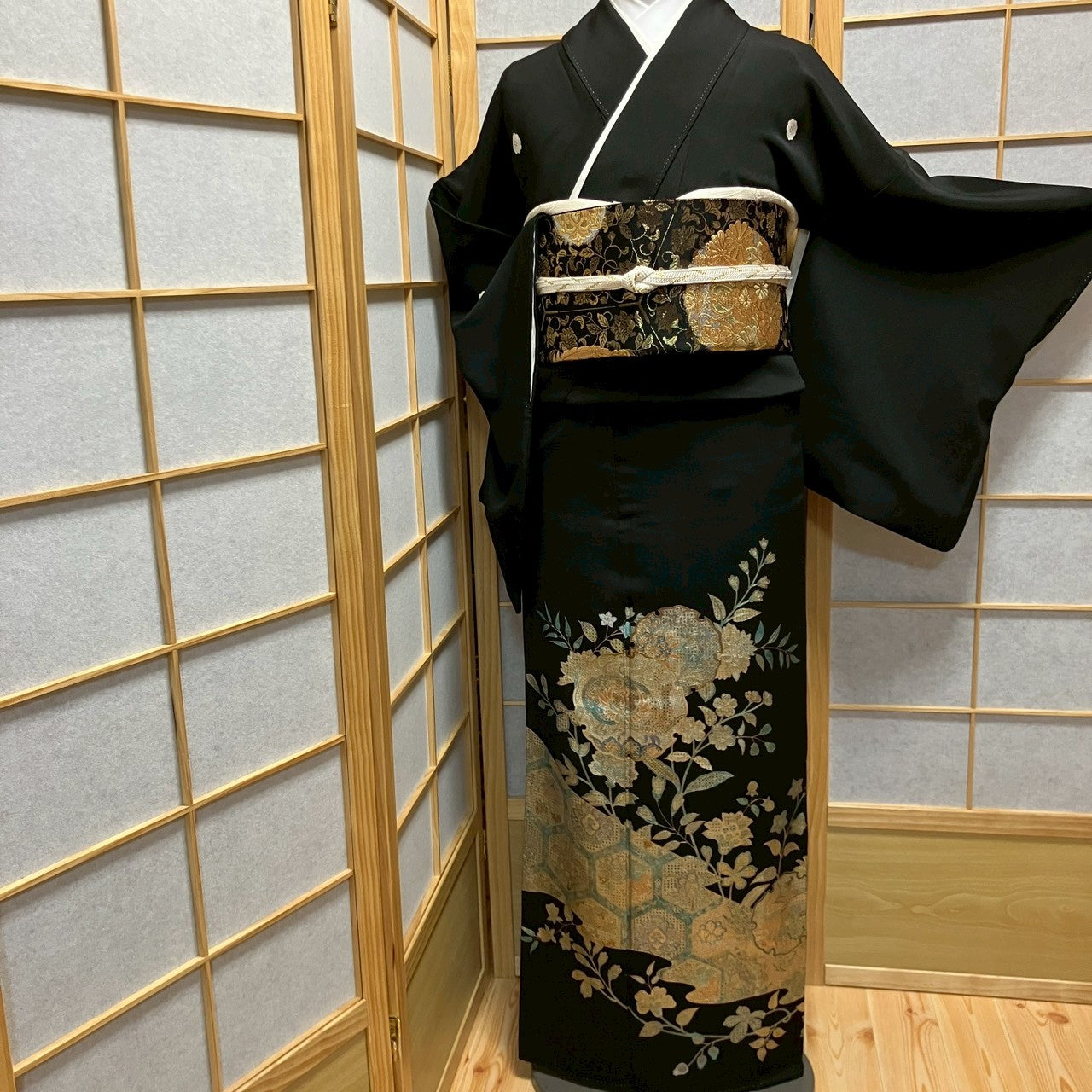 6450# Japanese Tomesode Kimono Vintage Womens Silk Fabric Robe Kimono only sold