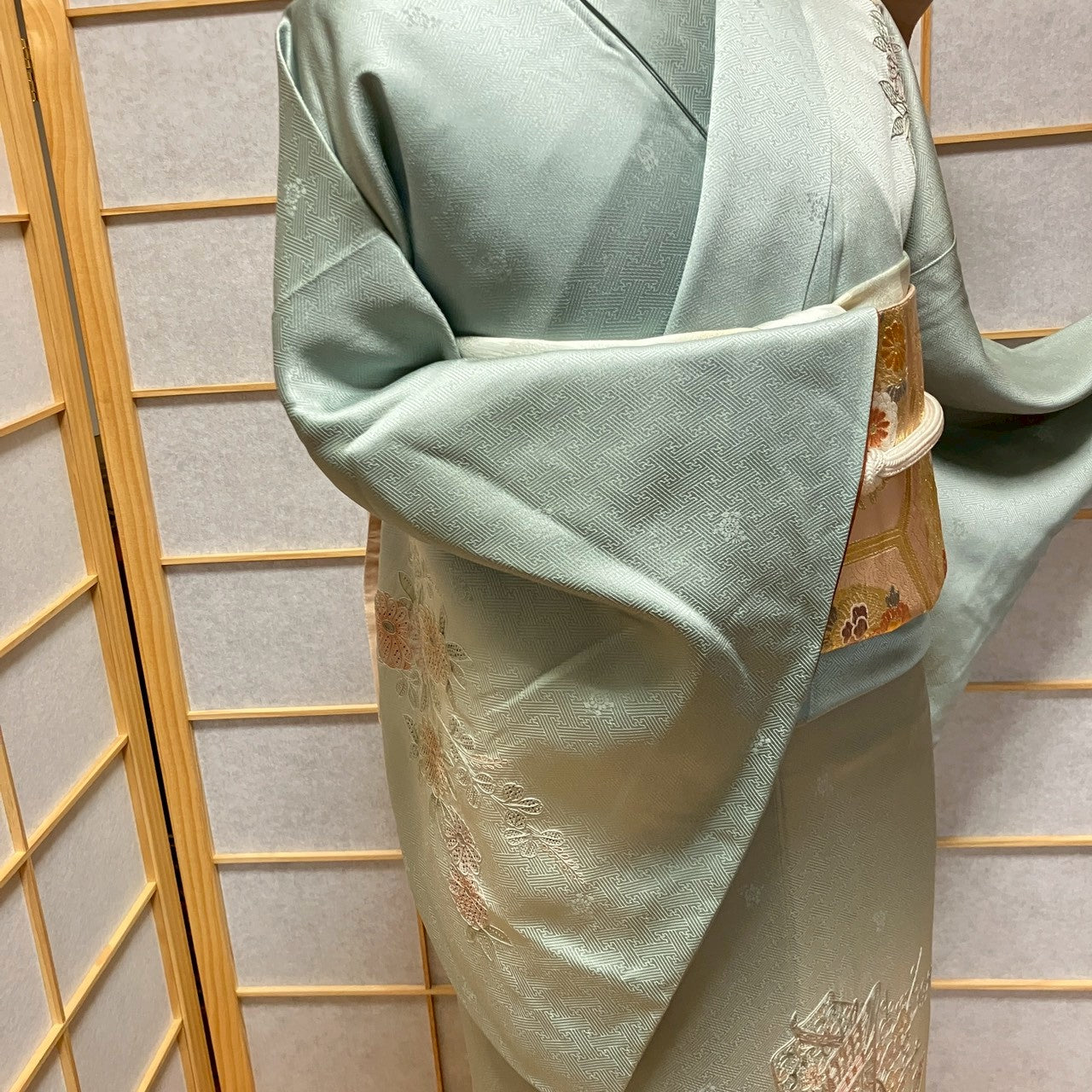 6462# Japanese Kimono Vintage Womens Silk Fabric Robe Kimono only sold Embroidery