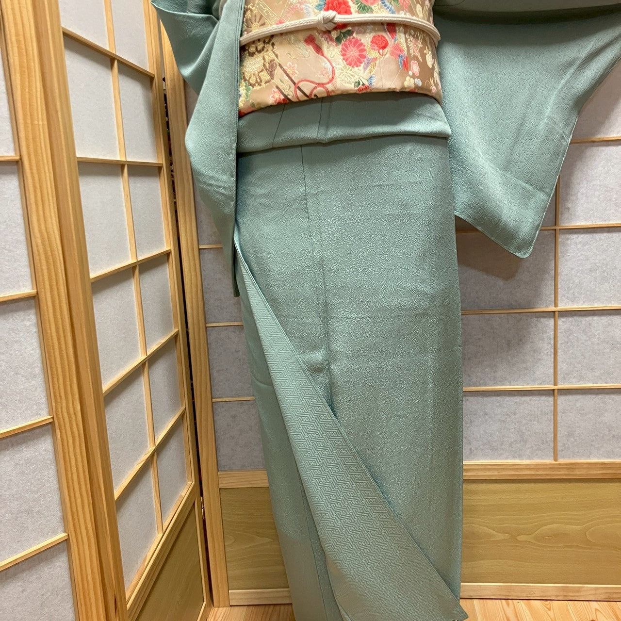 6476# Japanese Kimono Vintage Womens Silk Fabric Robe Kimono only sold