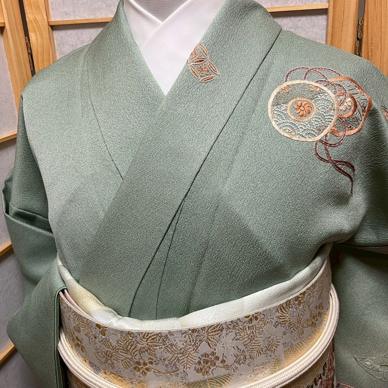 6458# Japanese Kimono Vintage Womens Silk Fabric Robe Kimono only sold Embroidery