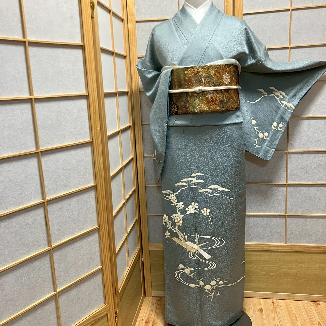 6795# Japanese Kimono Vintage Womens Silk Fabric Robe Kimono only sold