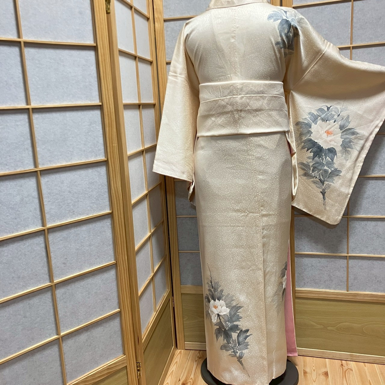 7097# Japanese Kimono Vintage Womens Silk Fabric Robe Kimono only sold