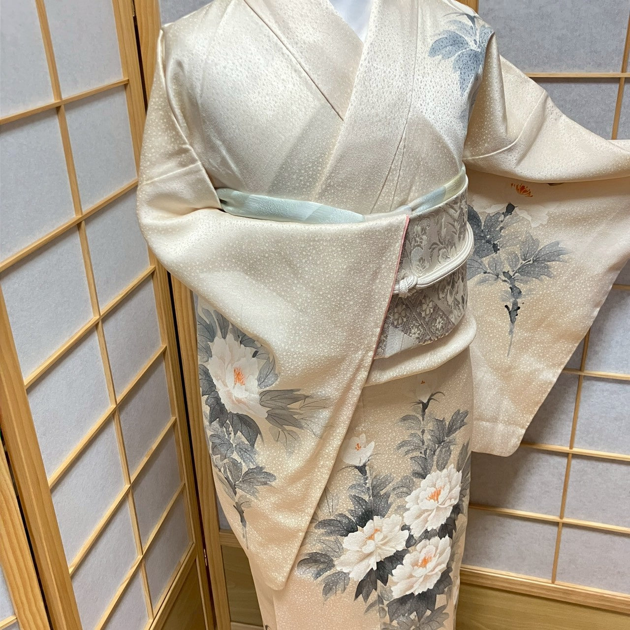 7097# Japanese Kimono Vintage Womens Silk Fabric Robe Kimono only sold