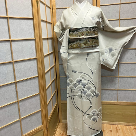 7076# Japanese Kimono Vintage Womens Silk Fabric Robe Kimono only sold