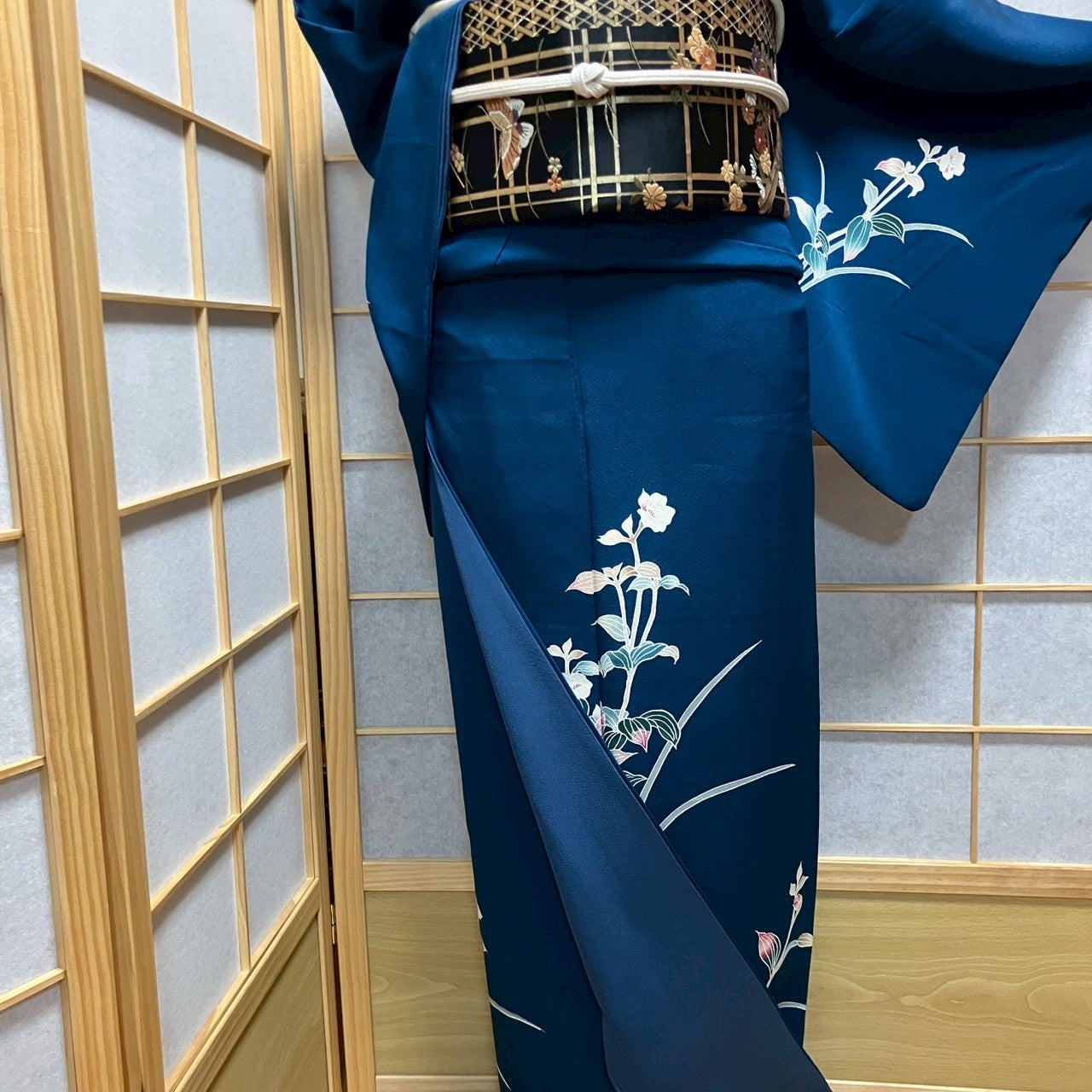 7107# Japanese Kimono Vintage Womens Silk Fabric Robe Kimono only sold Blue