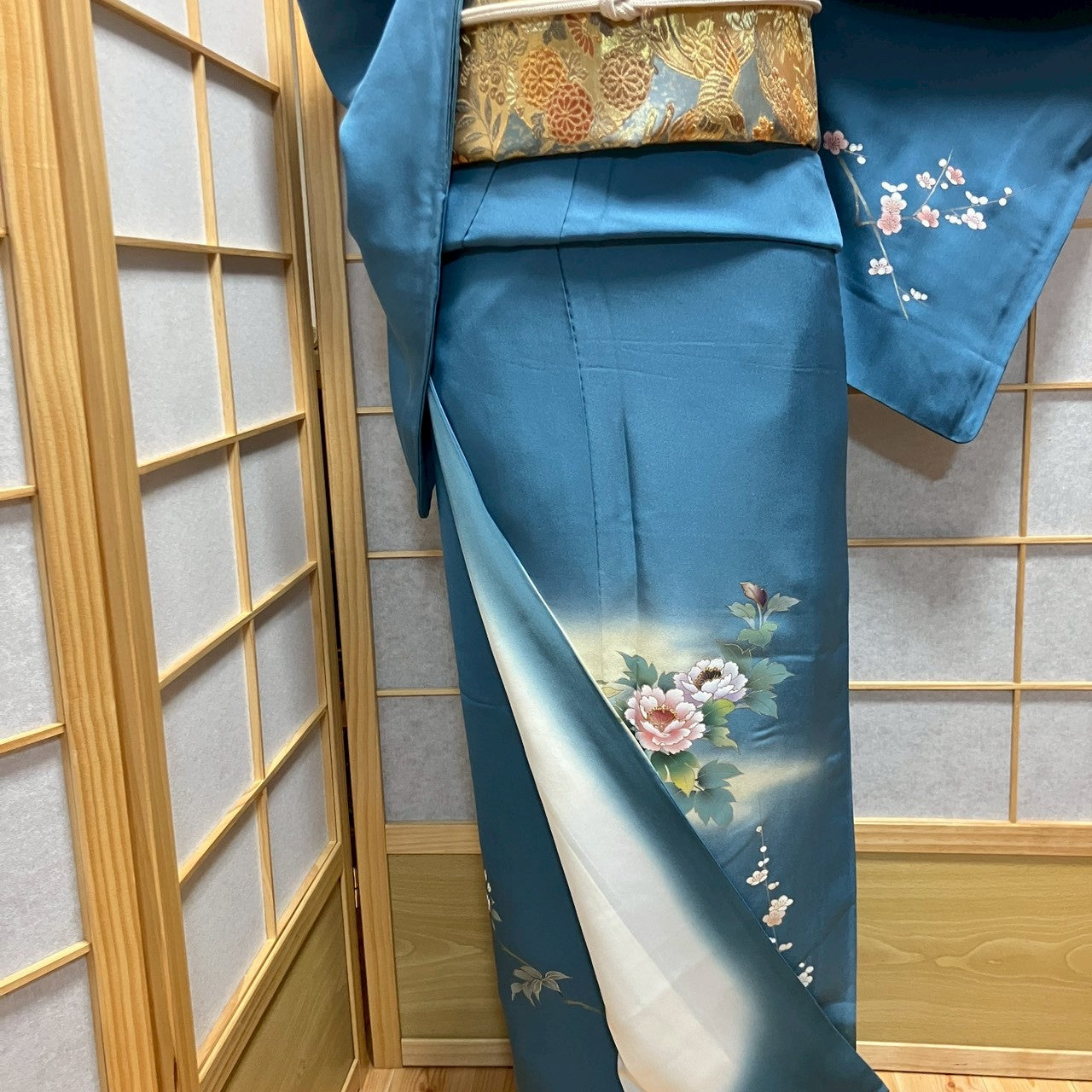 7106# Japanese Kimono Vintage Womens Silk Fabric Robe Kimono only sold Blue