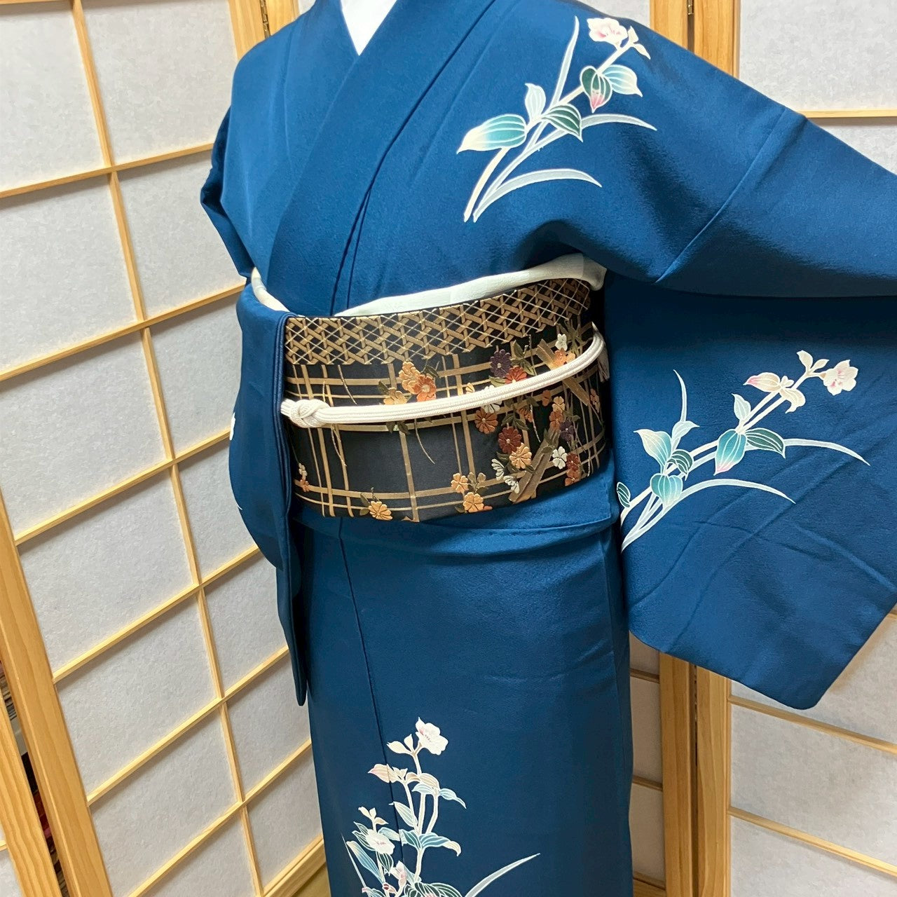 7107# Japanese Kimono Vintage Womens Silk Fabric Robe Kimono only sold Blue