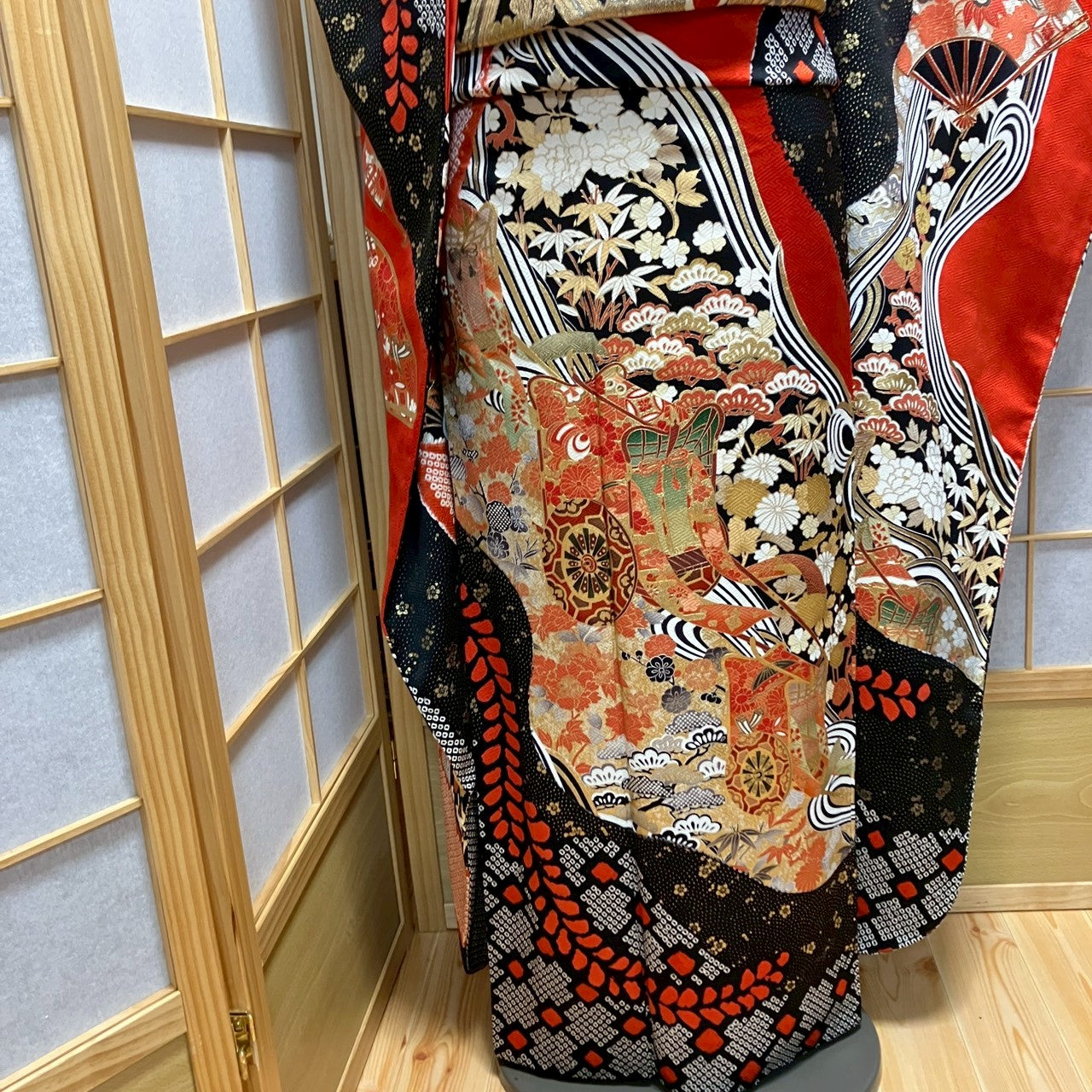 7109# Japanese Vintage Furisode Kimono Obi Obijime Obiage 4-Piece Set Silk Robe