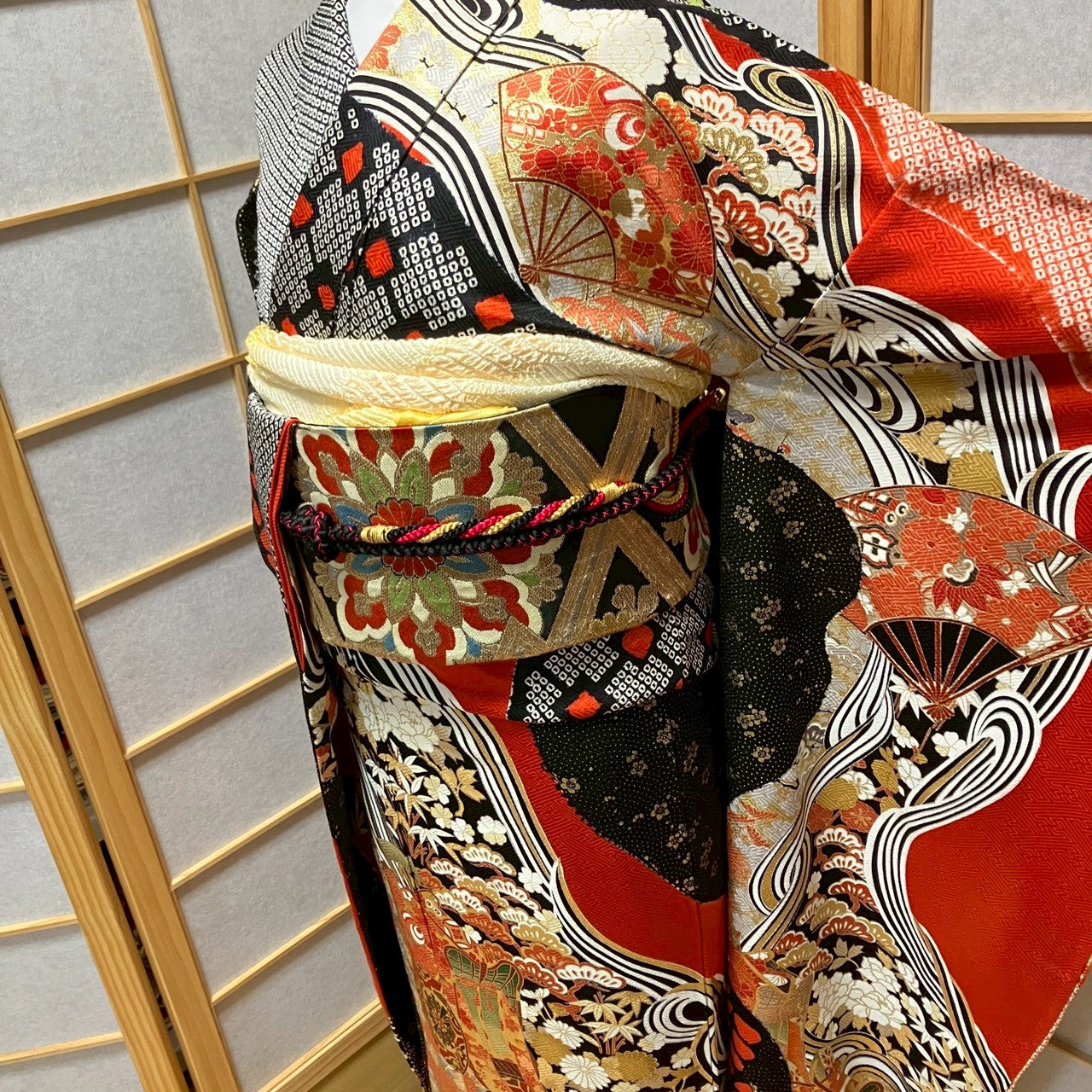 7109# Japanese Vintage Furisode Kimono Obi Obijime Obiage 4-Piece Set Silk Robe
