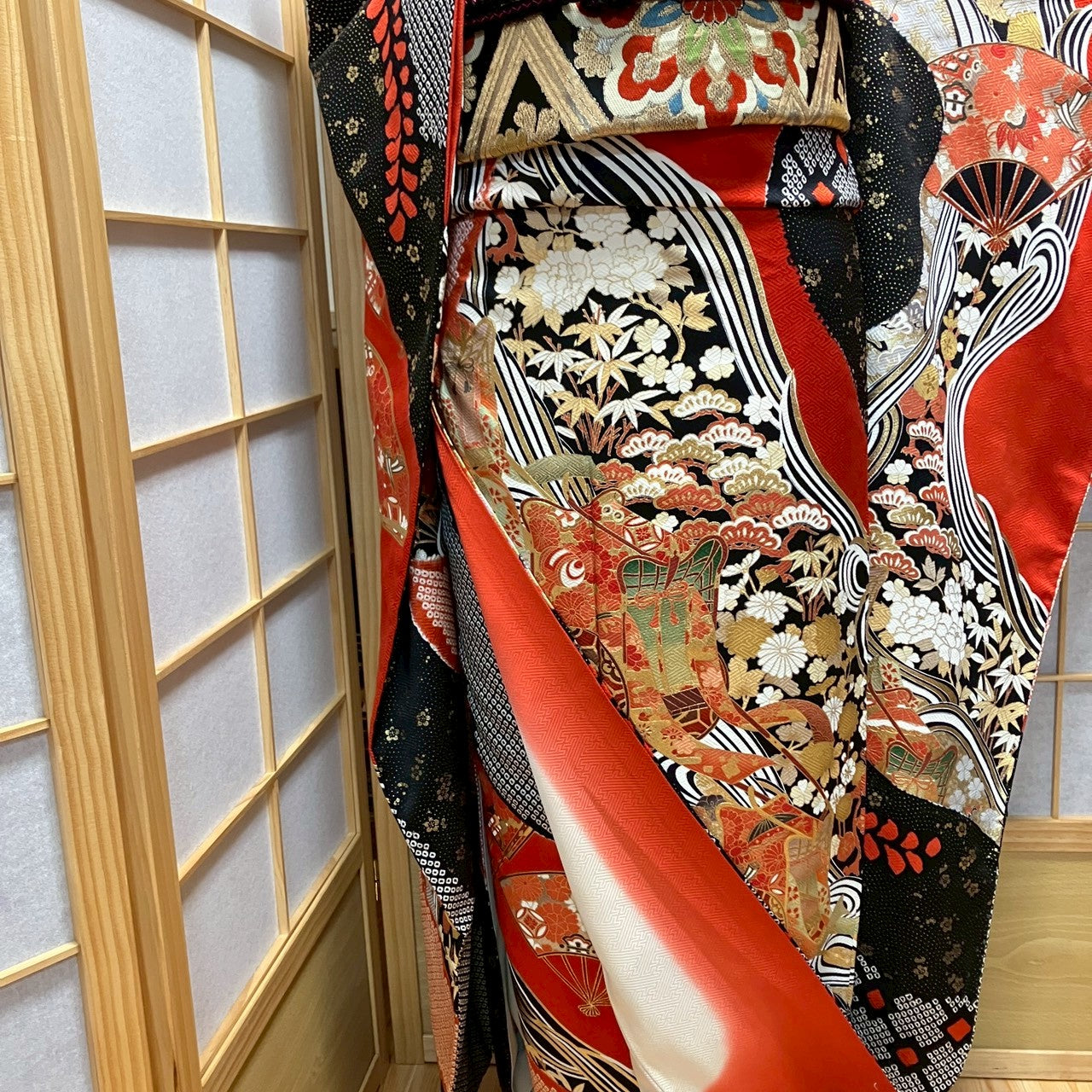 7109# Japanese Vintage Furisode Kimono Obi Obijime Obiage 4-Piece Set Silk Robe