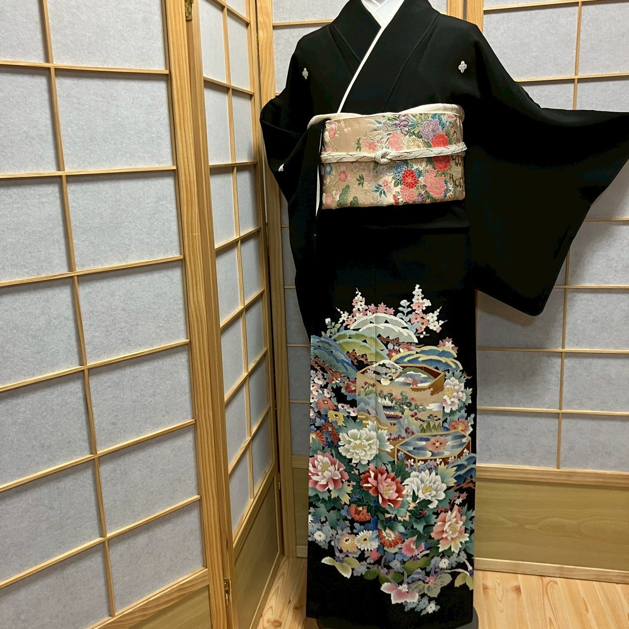 6780# Japanese Tomesode Kimono Vintage Womens Silk Fabric Robe Kimono only sold