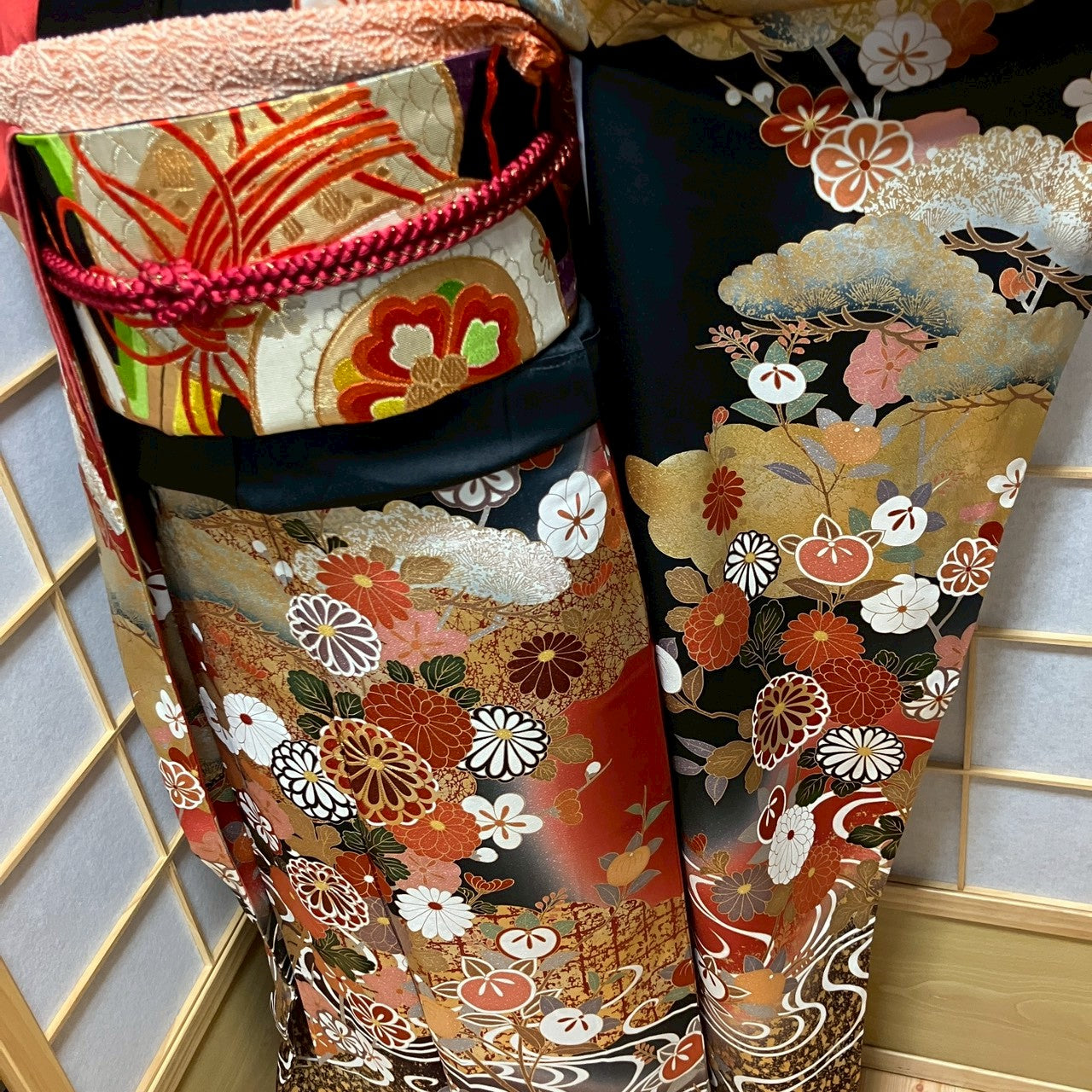 6781# Japanese Vintage Furisode Kimono Obi Obijime Obiage 4-Piece Set Silk Robe