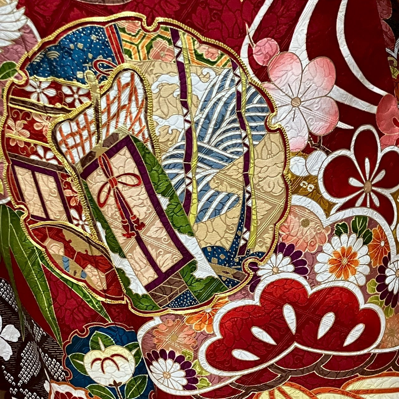 6783# Japanese Vintage Furisode Kimono Obi Obijime Obiage 4-Piece Set Silk Robe