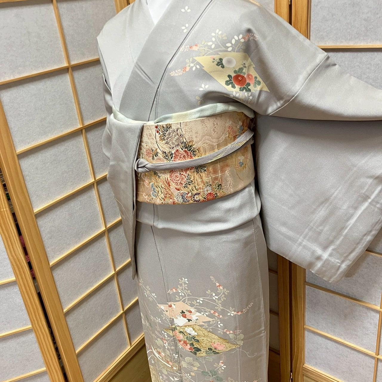 6785# Japanese Kimono Vintage Womens Silk Fabric Robe Kimono only sold Gray