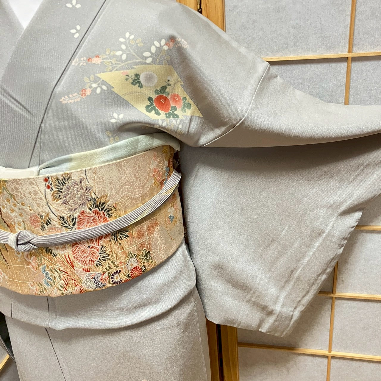 6785# Japanese Kimono Vintage Womens Silk Fabric Robe Kimono only sold Gray