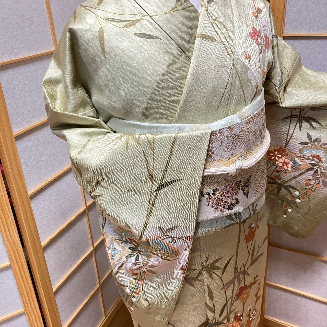 6784# Japanese Kimono Vintage Womens Silk Fabric Robe Kimono only sold
