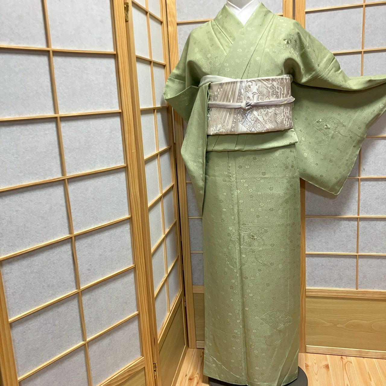 6791# Japanese Kimono Vintage Womens Silk Fabric Robe Kimono only sold