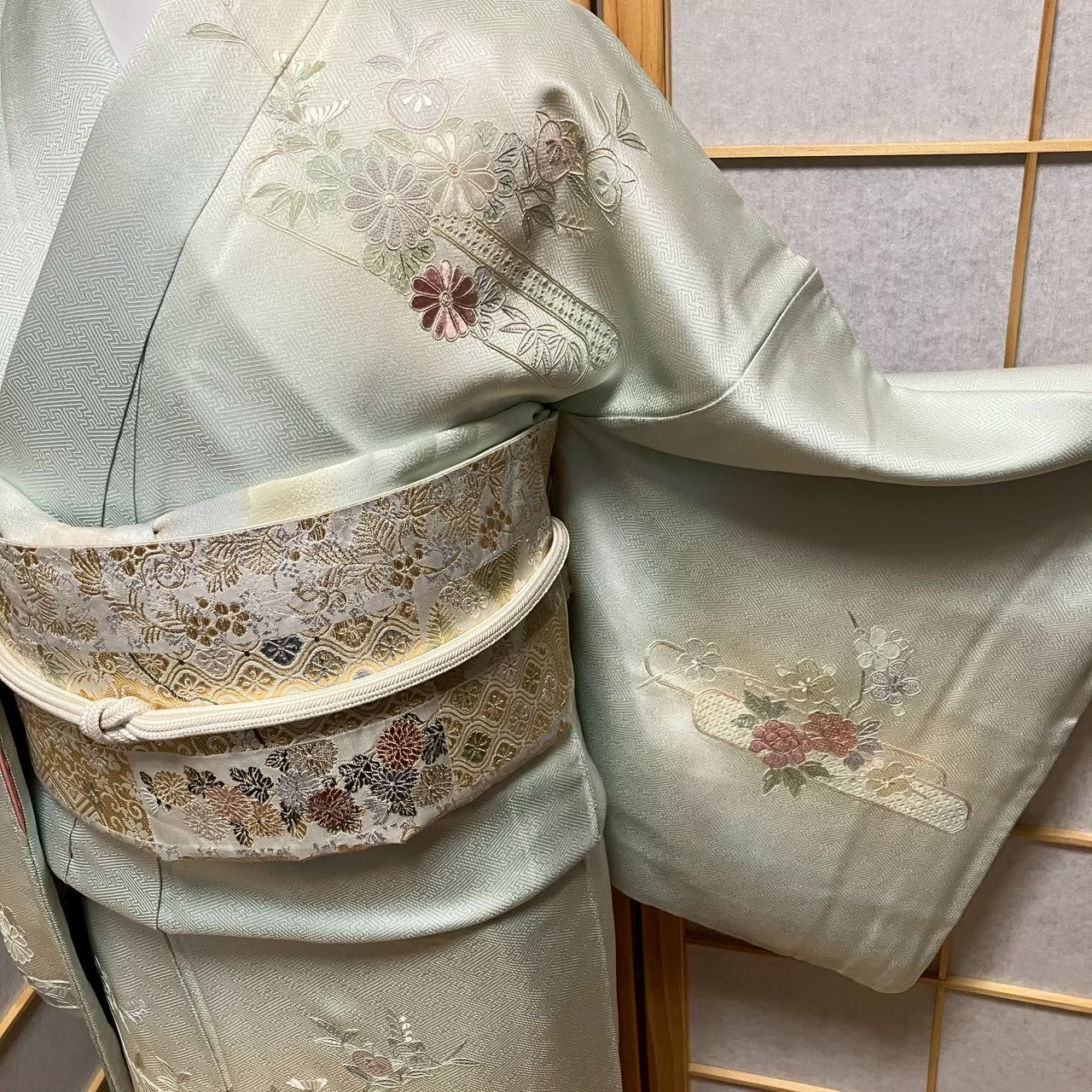 7169# Japanese Kimono Vintage Womens Silk Fabric Robe Kimono only sold