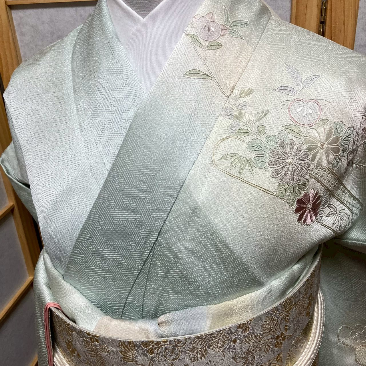 7169# Japanese Kimono Vintage Womens Silk Fabric Robe Kimono only sold