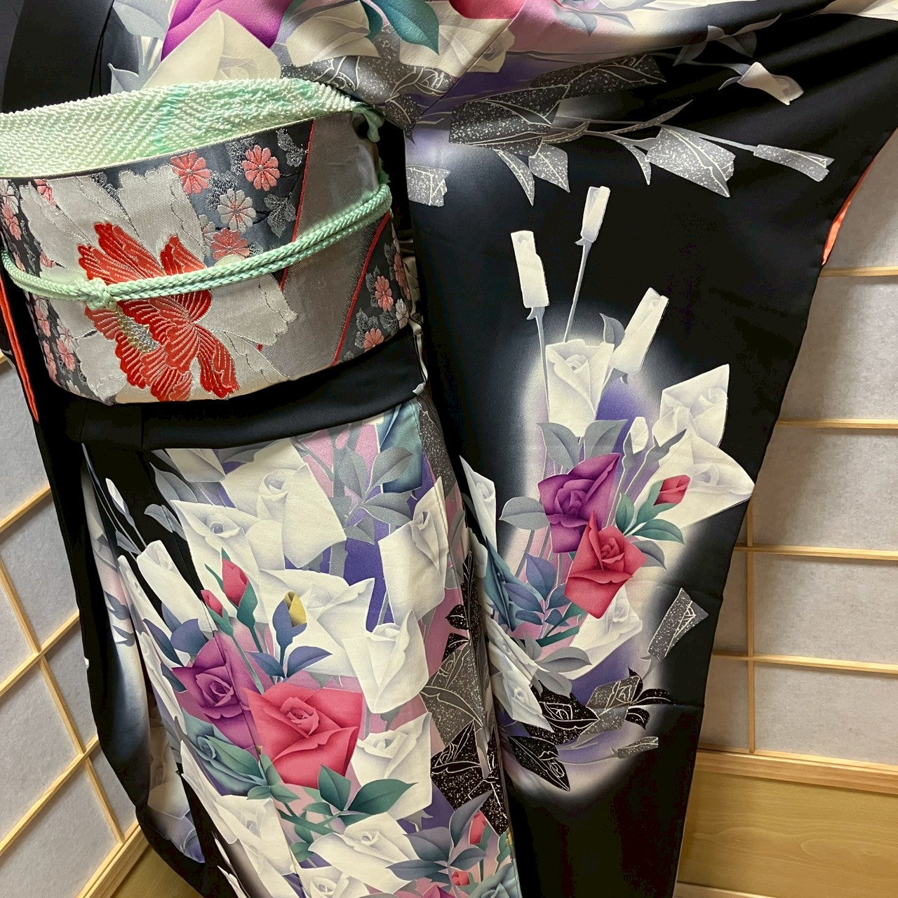 7123# Japanese Vintage Furisode Kimono Obi Obijime Obiage 4-Piece Set Silk Robe