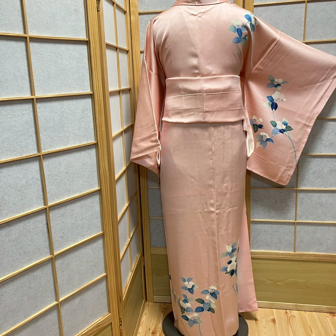 7120# Japanese Kimono Vintage Womens Silk Fabric Robe Kimono only sold Pink