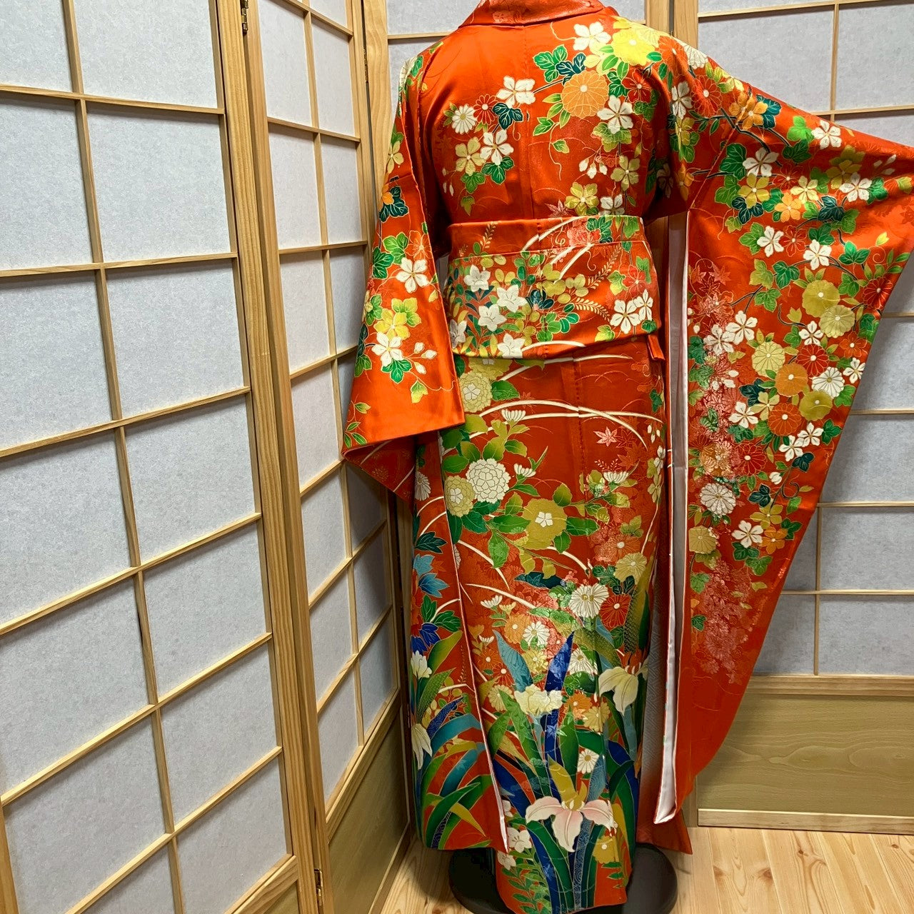 7122# Japanese Vintage Furisode Kimono Obi Obijime Obiage 4-Piece Set Silk Robe