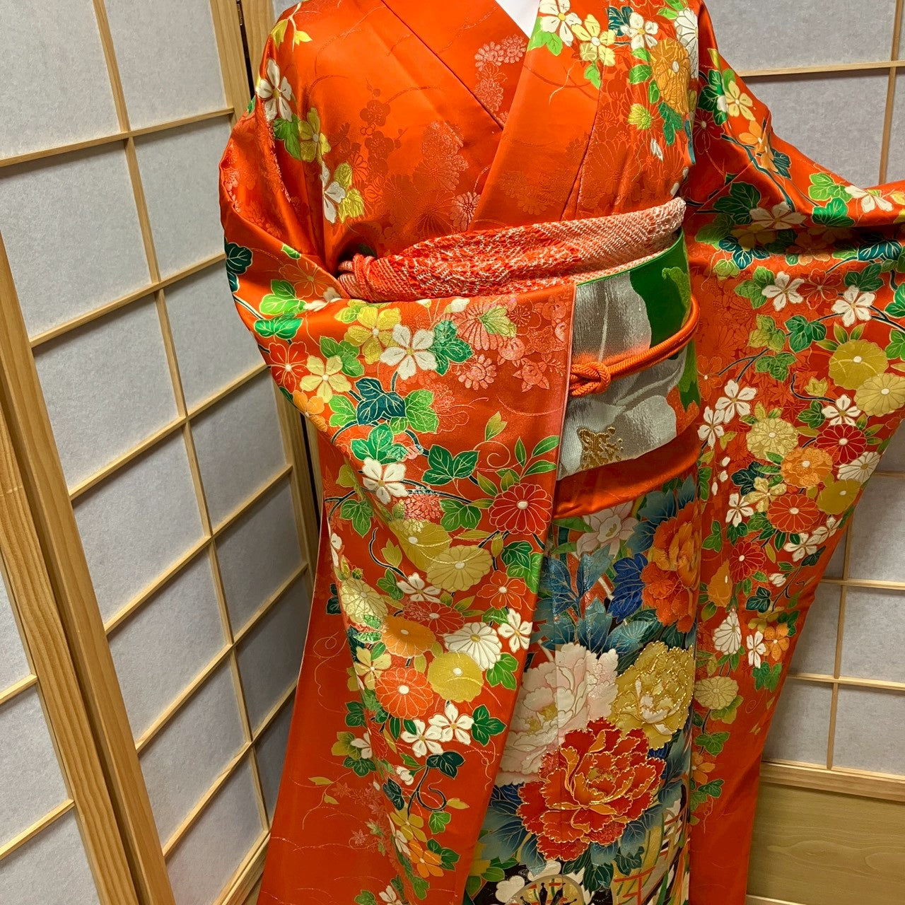 7122# Japanese Vintage Furisode Kimono Obi Obijime Obiage 4-Piece Set Silk Robe