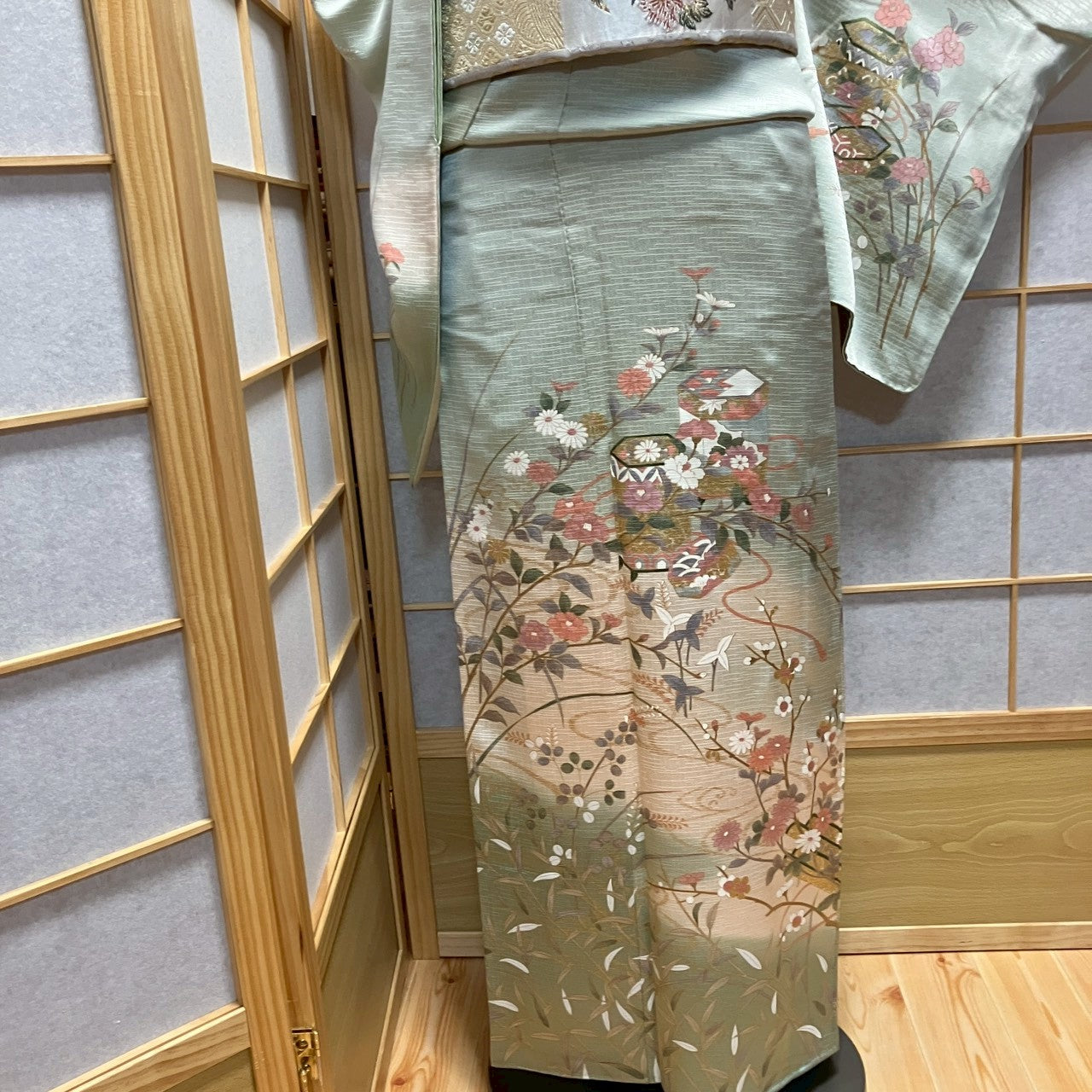 7146# Japanese Kimono Vintage Womens Silk Fabric Robe Kimono only sold
