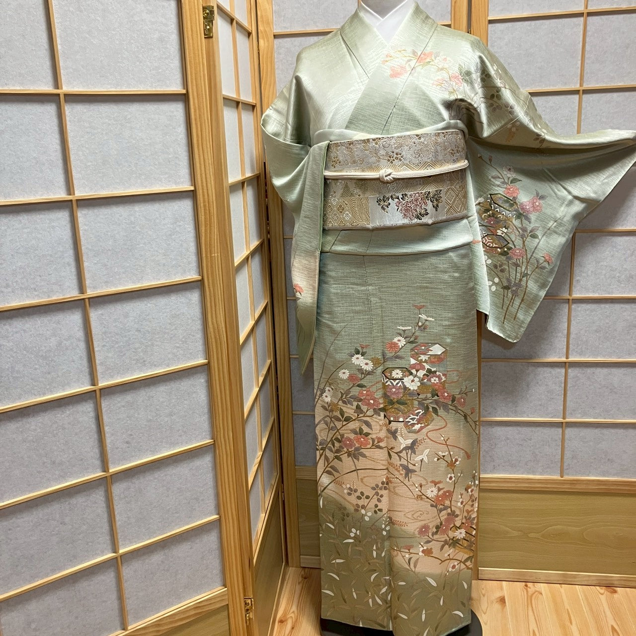7146# Japanese Kimono Vintage Womens Silk Fabric Robe Kimono only sold