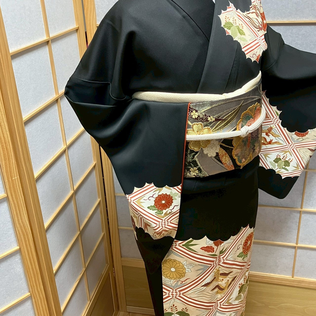 7139# Japanese Kimono Vintage Womens Silk Fabric Robe Kimono only sold Black