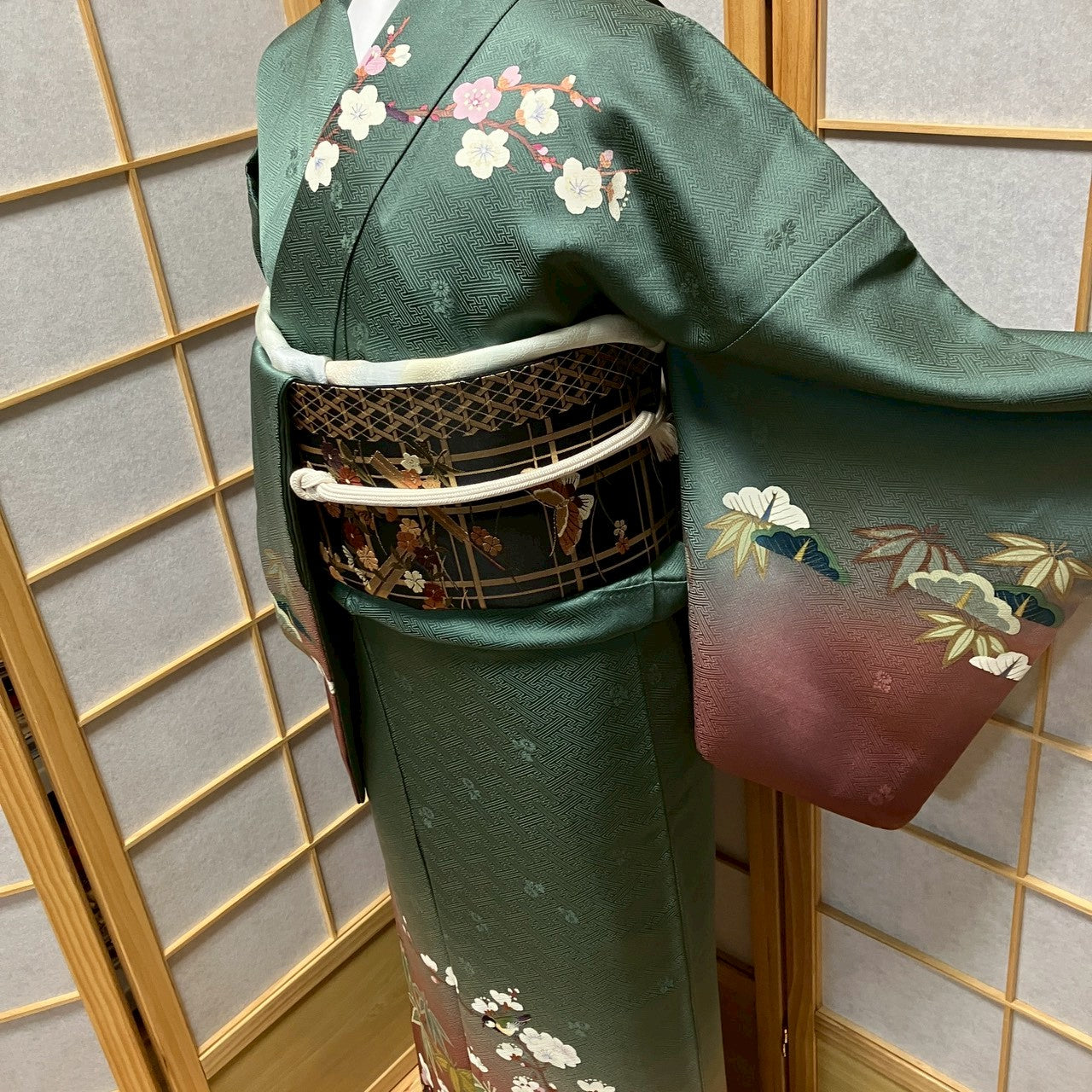 7140# Japanese Kimono Vintage Womens Silk Fabric Robe Kimono only sold