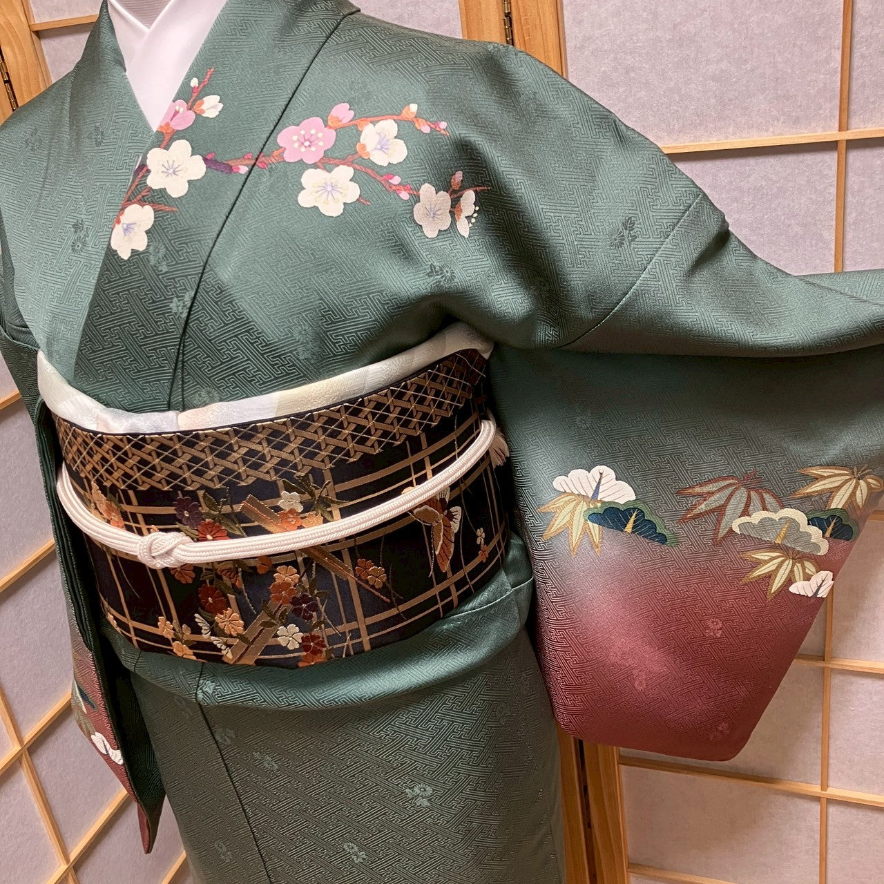 7140# Japanese Kimono Vintage Womens Silk Fabric Robe Kimono only sold