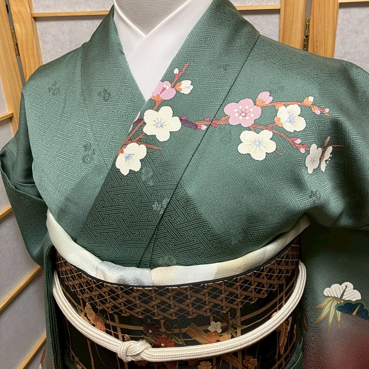 7140# Japanese Kimono Vintage Womens Silk Fabric Robe Kimono only sold